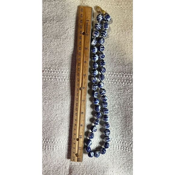 Oriental Glass Beaded Necklace - Picture 2 of 5